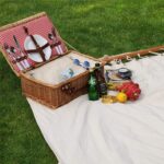 SONGMICS Hängematte Outdoor, mit 2 Kissen & Holzstangen, 300 kg Belastung, 210 x 150 cm, Beige – Bild 5