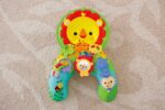 Fisher-Price GWY91 - Löwenspielkissen mit Vibration, ab 0+ – Bild 8