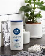NIVEA MEN Sensitive Pflegedusche (250 ml) – Bild 5