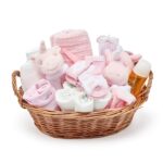 Korb für Baby Shower mit Baby Sachen – Bild 2