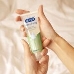 Durex Naturals Gleitgel auf Wasserbasis – Bild 4