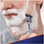 Gillette Fusion 5 Rasierklingen mit Trimmerklinge für Präzision und Gleitbeschichtung, 14 Ersatzklingen – Bild 3