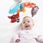 Tiny Love - Baby-Spielzeug ab der Geburt (0M +), Lässt sich an Babyschale und Kinderwagen Befestigen – Bild 5
