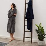 Lumaland Luxury Bademantel mit Kapuze – Bild 3