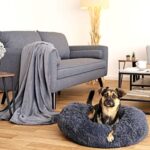 lionto Donutbett für Hunde & Katzen – Rundes, flauschiges Haustierbett mit extra dicker Füllung – Bild 4