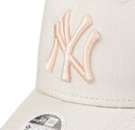 New Era New York Yankees 9forty verstellbare Damen-Kappe League Essential – Bild 3