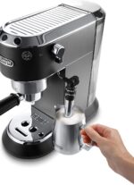 De'Longhi Dedica Style EC 685.BK Espresso Siebträgermaschine, Espressomaschine, nur 15 cm breit, 1L Wassertank – Bild 2