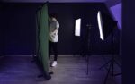 Elgato Green Screen - Ausfahrbares Chroma-Key-Panel, knitterfreies Material, ultraschneller Aufbau, für Hintergrundentfernung für Streaming, Videokonferenzen auf Instagram, TikTok, Zoom, Teams, OBS – Bild 10