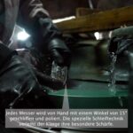 Wakoli EDIB Damastmesser Santoku Messer 17cm Klinge extrem scharf aus 67 Lagen I Damast Küchenmesser und Profi Kochmesser aus echtem japanischen Damaststahl mit Pakkaholz Griff – Bild 6