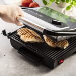 Tefal Kontaktgrill Inicio Adjust GC242D | Elektrogrill / Sandwichtoaster | Fettarmes Grillen | Panini, Toasts, Steak | Regelbarer Thermostat mit 3 Stufen | Antihaftbeschichtete Grillplatten | 2000W – Bild 6