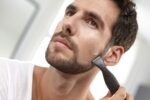 Philips Multigroom Series 1000 Besonders präziser Bartstyler (MG1100/16) & NT5650/16 Nasen und Ohrenhaartrimmer Series 5000 zum Trimmen von Nasen und Ohrenhaaren und Augenbrauen – Bild 9