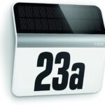Steinel LED Solar Leuchte XSolar LH-N edelstahl, Dämmerungsschalter, 1100 mAh LiFe-Akku, inkl. beleuchtete Hausnummer, 22,7 x 24,2 x 5,1 cm [Energieklasse A+]