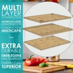 LARHN Hochwertige Schneidebretter Holz - 3 Extra Dickes Bambus Schneidebrett Set - 33x22cm / 28x22cm / 22x15cm - Verwenden Sie als Küchen-bretter, Frühstücksbrettchen, Brotbretter und Servierbretter – Bild 6