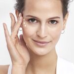 Olay Augencreme, Night Cream Moisturizer mit Vitamin B3 und Retinol24 Nachtserum für Damen – Bild 3