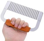 MOACC Kartoffelschneider, Pommesschneider, Wellenschnittmesser Edelstahl Klinge mit Holzgriff, Küchengerät Schneidewerkzeug für Gemüse, Kartoffeln, Zwiebeln, 2 Stück – Bild 7