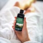 AllgäuQuelle® Saunaaufguss mit 100% BIO-Öle Waldaufguss Fichte Latschenkiefer Alpenzirbe Minze (100ml). Natürlicher Sauna-aufguss mit Sauna-ätherische-Öle im Aufguss-Mittel. – Bild 7