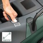 Bosch Akku Rasenmäher UniversalRotak 36-560, (36 Volt, Schnittbreite: 36 cm, Rasenflächen bis 550 m² und 560 m ², im Karton) – Bild 4