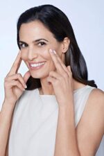 NIVEA Hyaluron Cellular Filler Anti-Age Tag &Nacht Set (2 x 50 ml), Set mit Tagespflege & Nachtpflege, Gesichtspflege mit Hyaluron, Kollagen Booster & Magnolia Extrakt – Bild 6