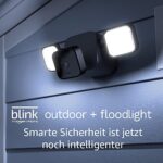 Blink Outdoor + Floodlight – kabellose, batteriebetriebene Flutlicht-Halterung und smarte HD-Sicherheitskamera, 700 Lumen, Bewegungserfassung, Einrichtung in wenigen Minuten – 1 Kamera-Set