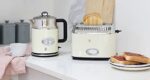 Russell Hobbs Retro Vintage Cream Toaster, Wasserkocher, Glas-Standmixer, Handmixer, Stabmixer und Kaffeemaschine – Bild 11