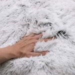 ZOLLNER Kuscheldecke,  Kunstfell, Mikrofaser, Wendedecke, weiss-grau – Bild 6