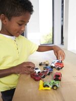 Matchbox X7111 - Geschenkset mit 9 verschiedenen Fahrzeugen, Variationen möglich – Bild 3
