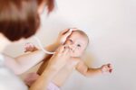 FUCHSI Baby Nasensauger, Medizinisches Silikon, Filterlos & Endlosverwendbar, Praktische 1 Hand Bedienung + Reserve 1x Nase & 1x Mund-Aufsatz, Deutsche Marke, Nasensekretsauger Klein-Kind – Bild 3