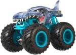 Hot Wheels HHY43 - Monster Trucks Massstab 164 2er-Pack, 2 Spielzeugtrucks mit riesigen Rädern, Spielzeugauto Geschenk für Kinder ab 3 Jahren Jahren – Bild 2