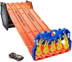 Hot Wheels - Rollout Raceway Trackset, lässt sich zu einer fünfspurigen Rennstrecke ausrollen, Aufbewahrungsbehälter, Spielzeug Autorennbahn für Kinder ab 4 Jahren – Bild 3