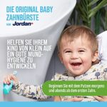 Jordan ® Step 1 Baby Zahnbürste | Baby Zahnbürste 0-2 Jahre | Die Original Kleinkindzahnbürste mit extra weichen Borsten und weichem Beissring für Babygummis und Easy Grip 4-pack – Bild 8