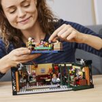 LEGO 21319 Friends Central Perk – Kult-Set mit 7 Minifiguren – Bild 6