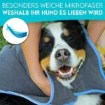 HUND IST KÖNIG® Hundehandtuch extra saugfähig, Hunde Handtuch saugstark aus Mikrofaser mit 4 Eingriffen, Weiches XL Microfaser Handtuch für Hunde, Premium Hunde Trockentuch, schnell trocknend – Bild 3