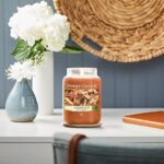 Yankee Candle Duftkerze im Glas (gross), Cinnamon Stick, Kerze mit langer Brenndauer bis zu 150 Stunden, Perfekte Geschenke für Frauen – Bild 7