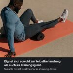 BLACKROLL® STANDARD, Originale Faszienrolle (30 x 15 cm), Fitness Rolle zur Selbstmassage von Rücken und Beine, effektive Massagerolle für funktionales Training, mittlere Härte, Made in Germany – Bild 6
