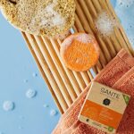 SANTE Naturkosmetik Feste Seife zum Duschen für zarte Haut, Vegane Formel mit Bio Orange und Mango, Feste Happiness Duschpflege, 1 x 80 g – Bild 7