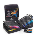 Castle Art Supplies 72 Buntstifte Set, Hochwertige Farbminen mit weichem Kern für erfahrene Künstler, Profi und Farbkünstler, In übersichtlichem, robustem Reissverschlussetui