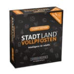 DENKRIESEN, Stadt Land VOLLPFOSTEN, Das Kartenspiel, Classic Edition, Wichtelgeschenk, Stadt Land Fluss Familienspiel, Geburtstagsgeschenk, Reisespiel