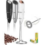 SimpleTaste Milchaufschäumer Elektrisch, Handheld Milchaufschäumer mit 2 Batterie und Edelstahl Standfuss, Manuelle Milchschäumer mit Elektrischer Starker Motor, Milk Frother