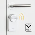 Nuki Smart Lock 3.0 Pro, smartes Türschloss mit WiFi-Modul für Fernzugriff, elektronisches Türschloss macht das Smartphone zum Schlüssel, mit Akku Power Pack, AV-TEST-geprüft – Bild 2