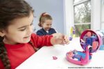 Polly Pocket FRY38 -World Flamingo-Schwimmring Schatulle, zum Spielen und Mitnehmen & GTN13 - Corgi-Hundehotel Schatulle im Haustierhotel-Design, Spielzeug ab 4 Jahren – Bild 2