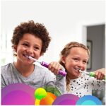 Oral-B Junior Elektrische Zahnbürste, Electric Toothbrush für Kinder ab 6 Jahren, weiche Borsten & Timer, Designed by Braun – Bild 3