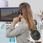 Thomson kabelloser Funk-Kopfhörer mit Ladestation (Over-Ear-Kopfhörer für Fernseher/TV, schnurloser Kopfhörer mit Reichweite 100 m, 863 MHz, PLL-System) – Bild 3