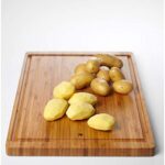 WMF Schneidebrett Bambus natur, 45 x 30 x 1,9 cm, Bambus Brett, Holzbrett gross, Tranchierbrett mit Saftrille, Küchenbrett klingenschonend – Bild 5