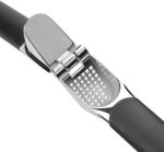 OXO Good Grips Knoblauchpresse zum Zerdrücken von Knoblauch und Ingwer & Good Grips abgewinkelter Messbecher &  Pendel Sparschäler & Good Grips Schäler & Schäler / Peeler mit Julienne-Funktion – Bild 8