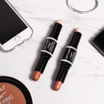 Wet n Wild, MegaGlo Dual-Ended Contouring Stick, 2-in-1 Contouring Stick mit Lidschatten und Highlighter für Contouring, leichtes Mischen, für einen definierten und geformten Look, Light/Medium – Bild 6