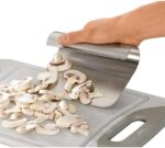 Silit Cut'n Serve Gemüseschaufel 11 x 15 cm, Küchenhelfer Edelstahl mattiert, Küchenhilfe, Teigschaber für die Küche, spülmaschinengeeignet – Bild 3