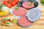 GRÄWE Burgerpresse mit 50 Blatt Backpapier, Hamburgerpresse Set aus Aluguss für leckere Hamburger, Patties, BBQ, Burger Presse mit Antihaftbeschichtung – Bild 5