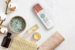 Cosphera, Hyaluron Performance Creme 50 ml, vegane Tages und Nachtcreme hochdosiert für Gesicht, Hals, Dekolleté, Augen, Anti-Falten Feuchtigkeitsbehandlung für Frauen und Männer – Bild 3