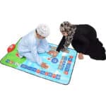 My Salah Mat, interaktiver Gebetsteppich und Buch für Kinder in 11 Sprachen (Englisch, Französisch, Arabisch, Malaysisch, Indonesisch, Türkisch, Urdu, Bengali, Deutsch, Russisch und Spanisch) – Bild 4