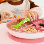 Munchkin Stay Put Teller mit Saugnapf, kinderteller passend für die meisten Hochstuhl-Tabletts, Munchkin Bunte Gabeln und Löffel – Bild 6